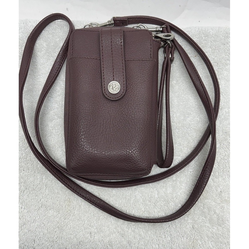 Relic Womens Brown Leather Phone Case Crossbody Bag